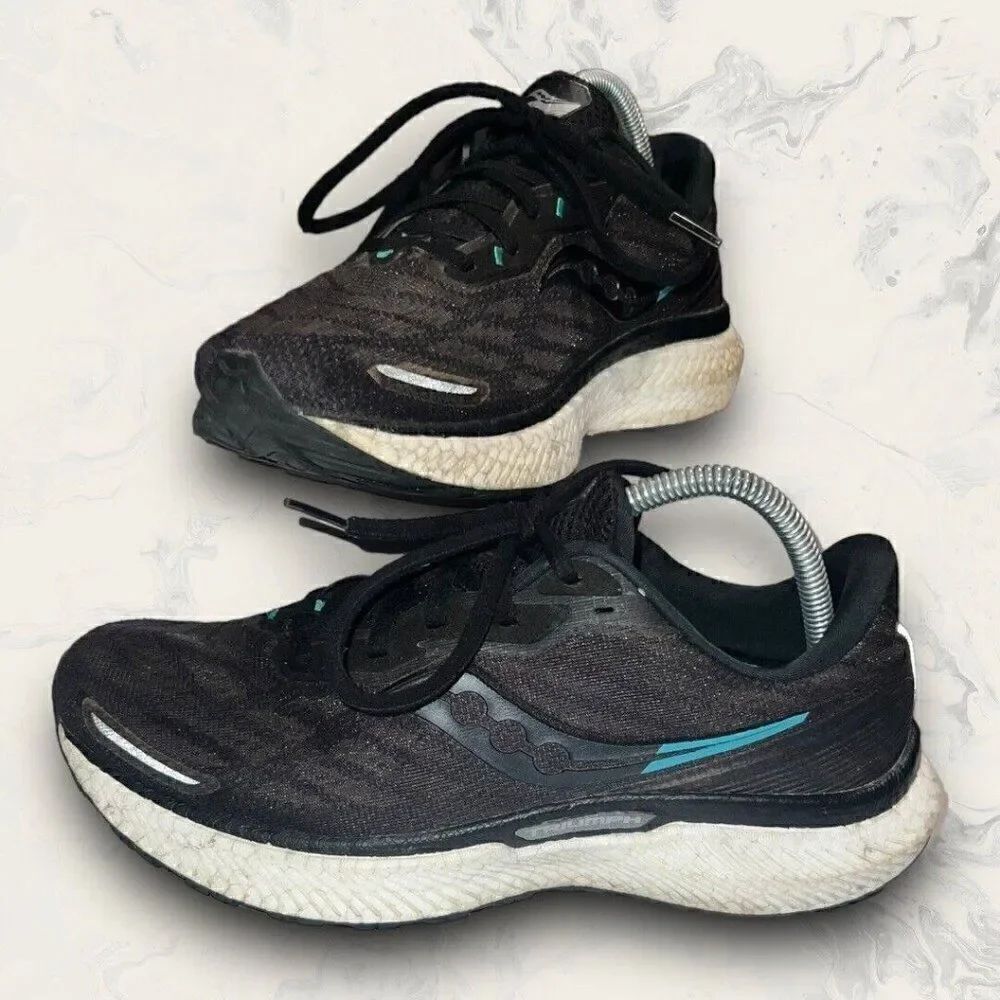 Saucony Triumph 19 Black White Blue Running Athletic Shoe Women’s Size 9.5